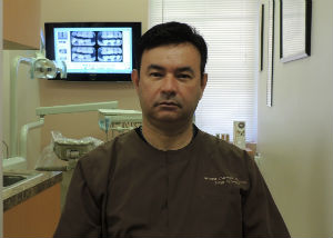 Dentist that places dental implants in coral springs