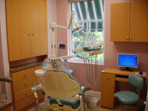 treatment room for dental implants in coral sprins